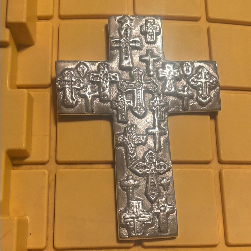 Intricate Pewter Cross Wall Art